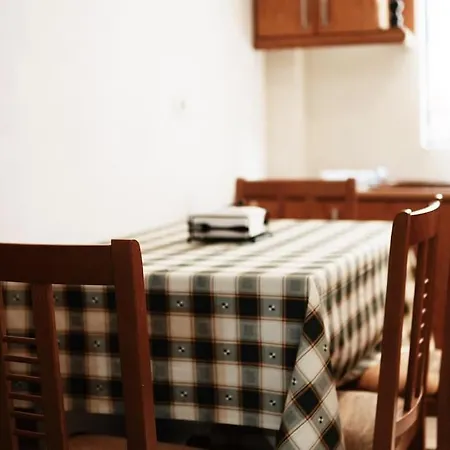 Apartment Master Tours &